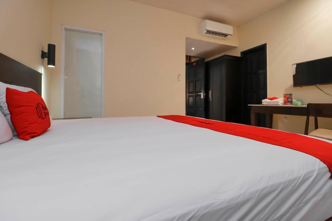 Reddoorz Plus Near Halim Perdanakusuma 2 Jakarta Extérieur photo